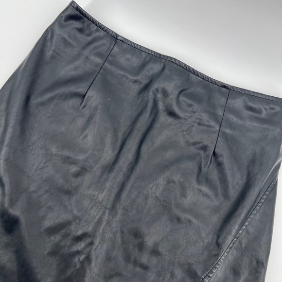 Bear Dance Faux Leather Black Mini Skirt with Slit Party Night Out Womens Large - Picture 1 of 4